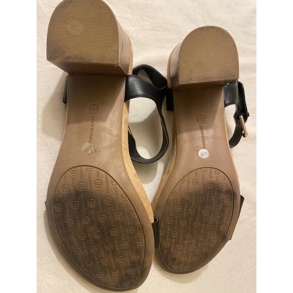 Giani Bernini Women's Size 10M Black Heels Pumps Buckles Memory Foam‎ - Picture 6 of 7